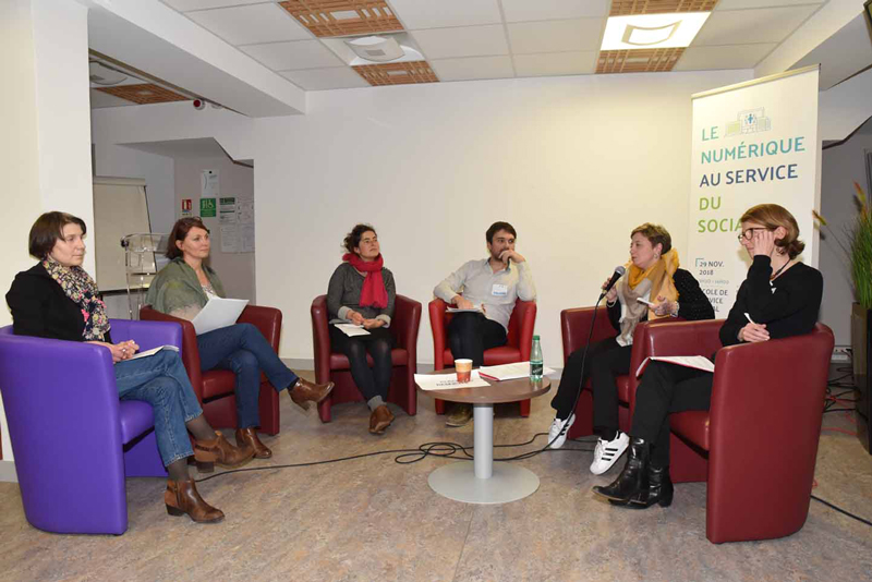 Table ronde « Le numérique vu par les professionnels du travail social »